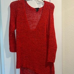 H&M Women's V-Neck Sweater in Vibrant Red